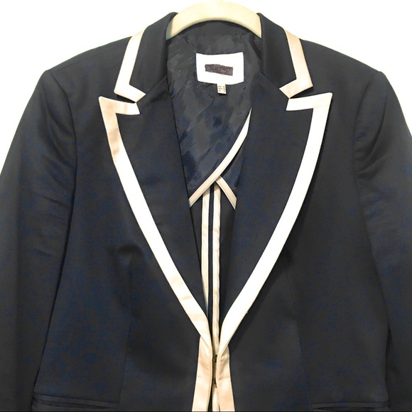 Navy Cream Fitted Blazer Jacket Size: S - Picture 2 of 5